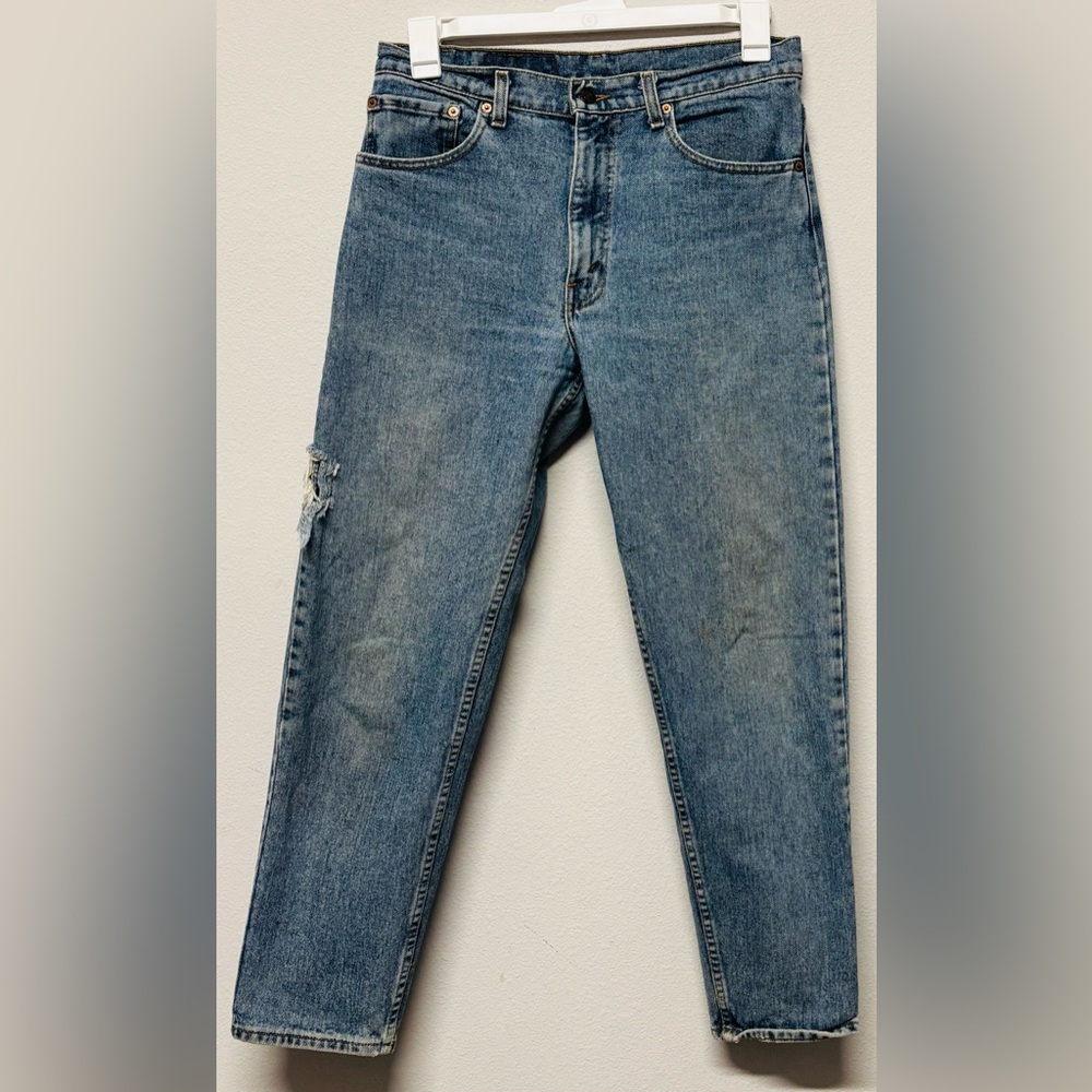 Vintage Levi’s 550‎ Jeans Men’s 33x30 Made in USA Relaxed Fit Denim Hole Leg